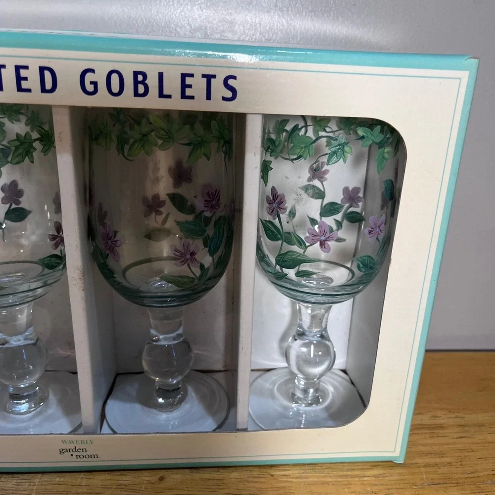 Waverly Garden Room Sweet Violets Goblets Set of 4 Purple Vtg Floral Glass